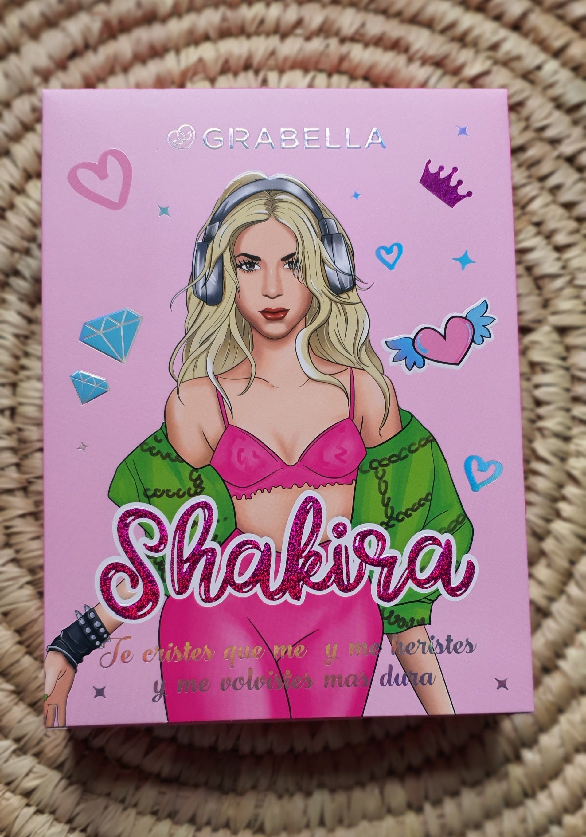 Palette Shakira Girabella endommagée deux fards manquants