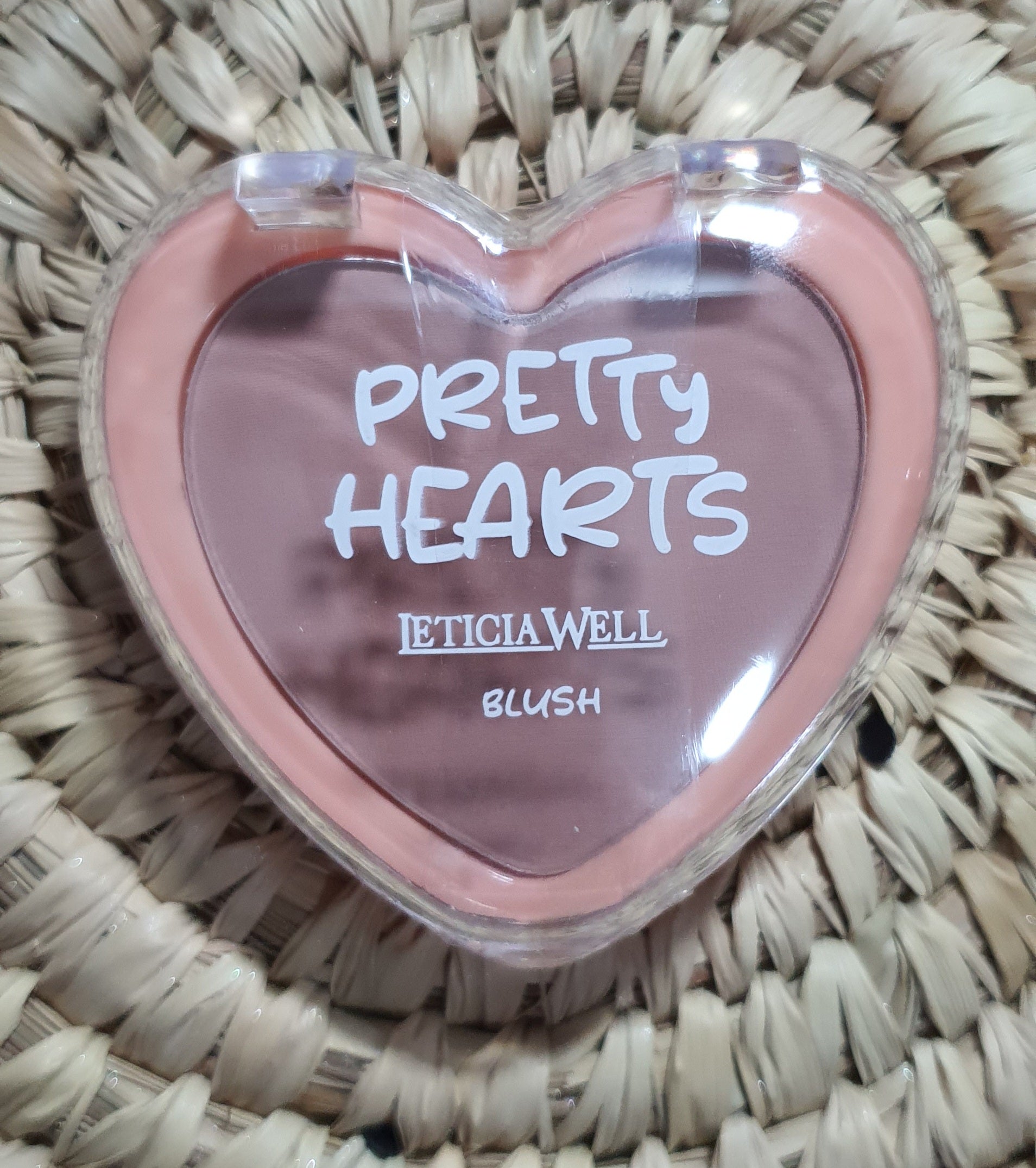 Blush pretty hearts Leticia well
