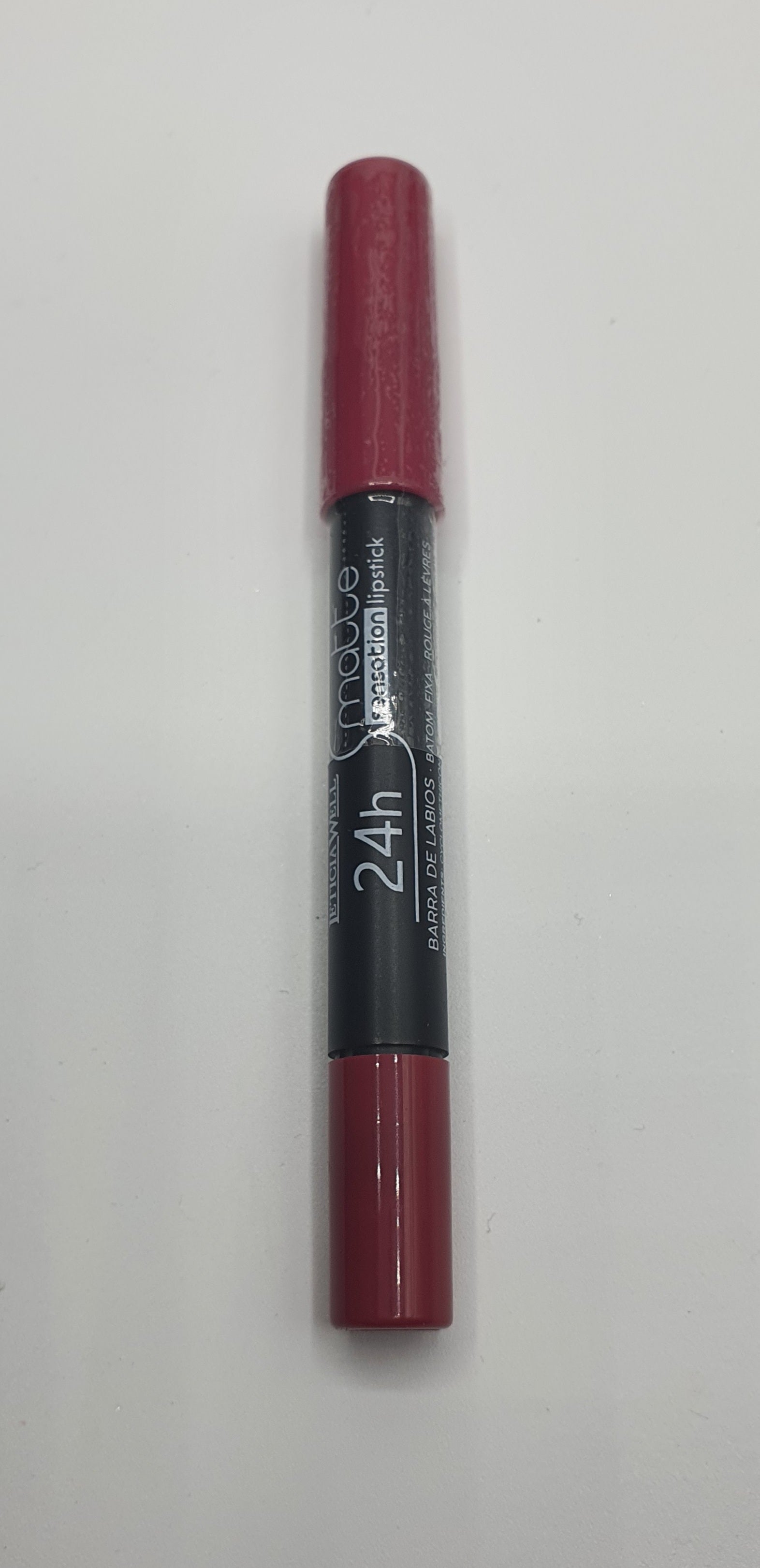 Crayon rouge a lèvres sensation matte 24h ref 11266